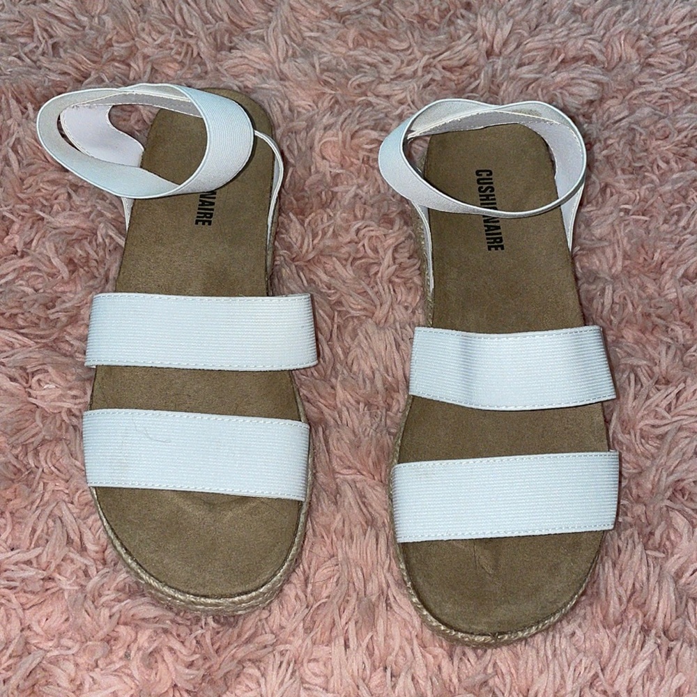 Cushionaire platform sandals